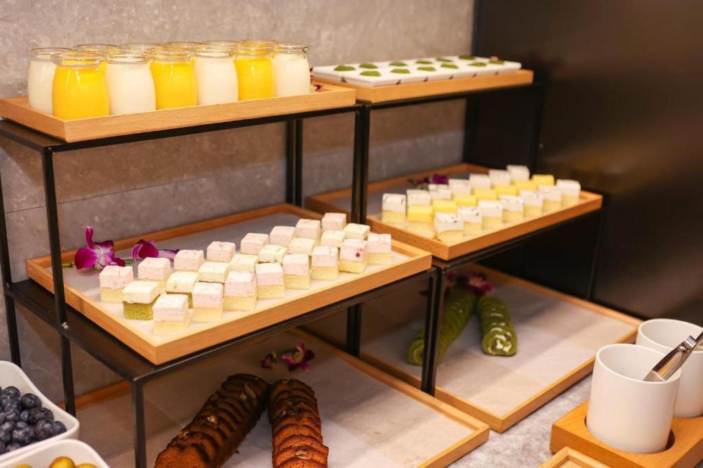 Ji Hotel Shanghai Xujiahui Eksteriør billede