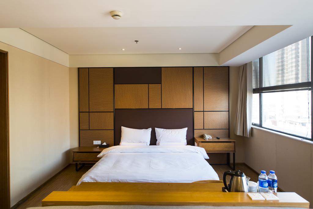Ji Hotel Shanghai Xujiahui Værelse billede