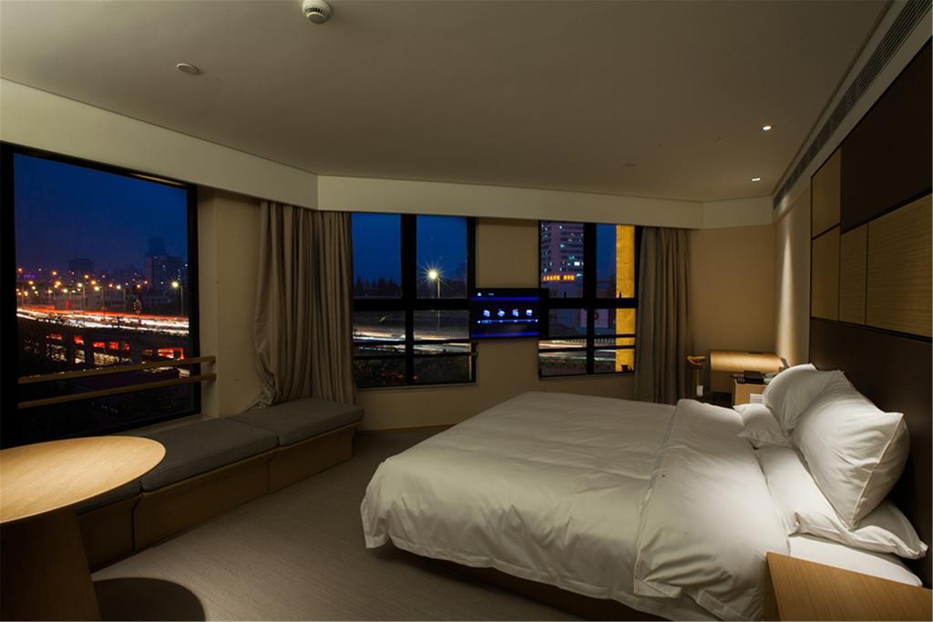Ji Hotel Shanghai Xujiahui Eksteriør billede